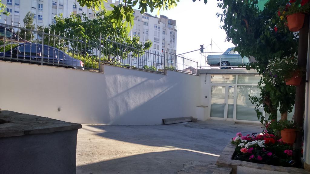 Swiss Holiday Apartment Split Exterior photo